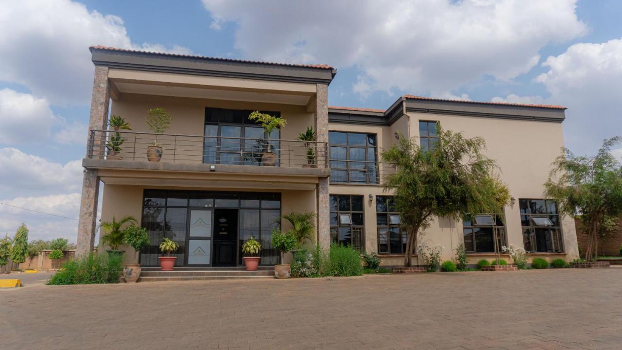 Legacy Suites Lilongwe Exterior foto